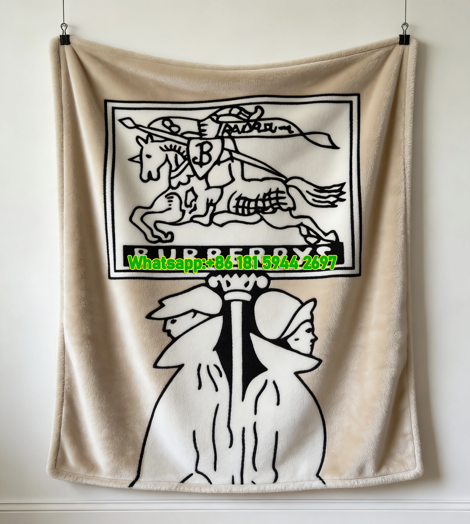 Burberrys Vintage Equestrian Knight Flannel Throw Blanket B116